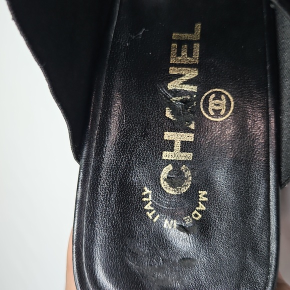 Chanel Black Leather Mule Sandals Size 39.5 - Picture 3 of 12